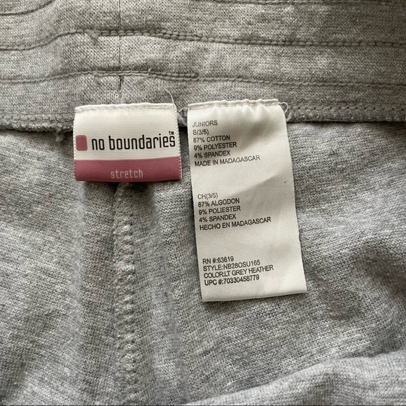 Dolphin hem shorts - Picture 5 of 6